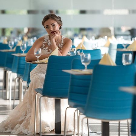 Akademia Hotel Balatonfured Luaran gambar