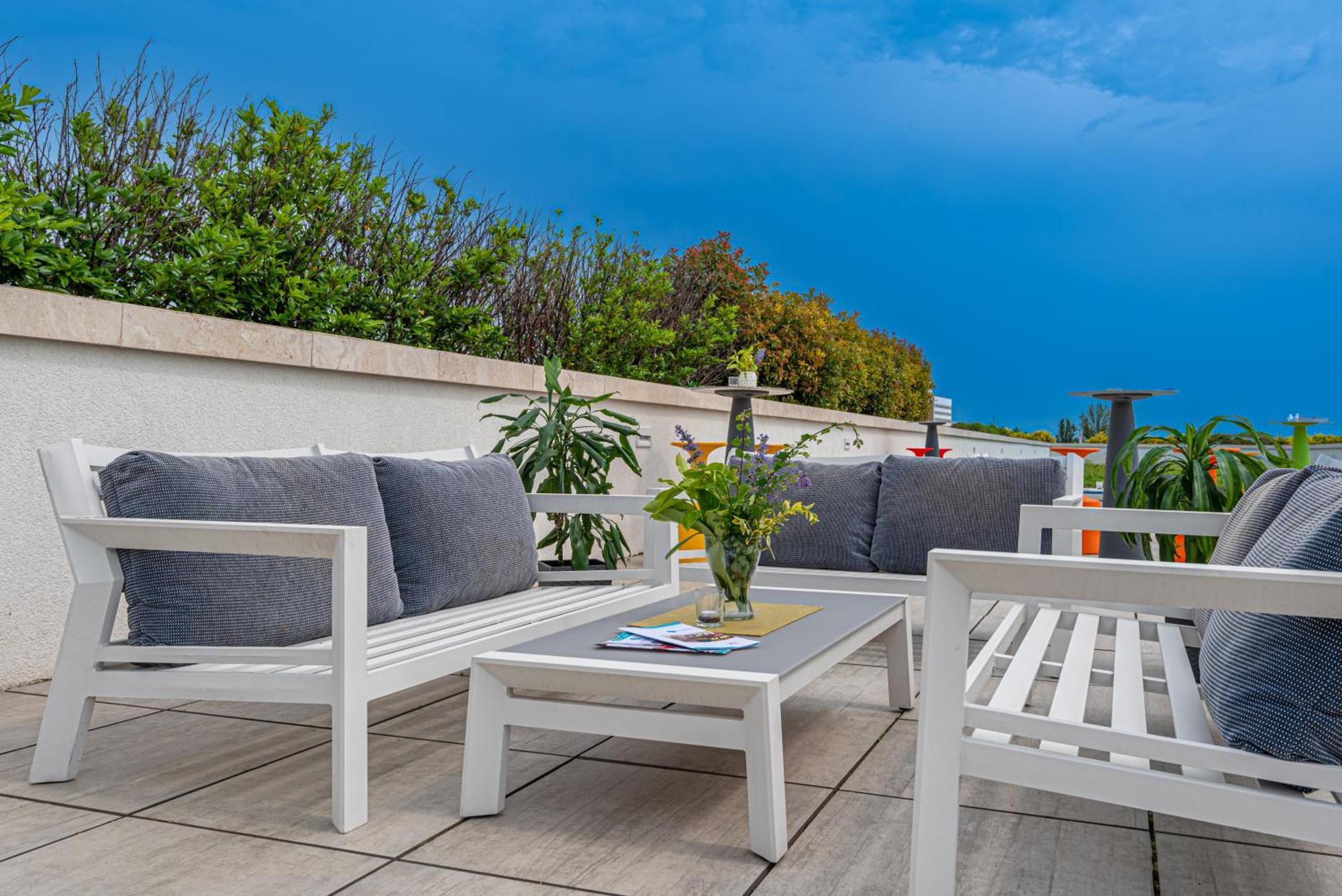 Akademia Hotel Balatonfured Luaran gambar