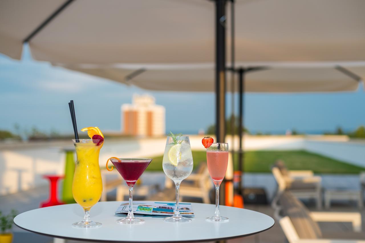 Akademia Hotel Balatonfured Luaran gambar
